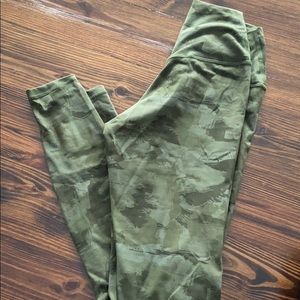 Colorfulkoala High Waisted Leggings